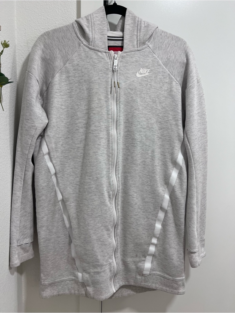 Nike white/grey Full Zip Hooded Tech Fleece Cocoon Mesh Jacket Long Line size